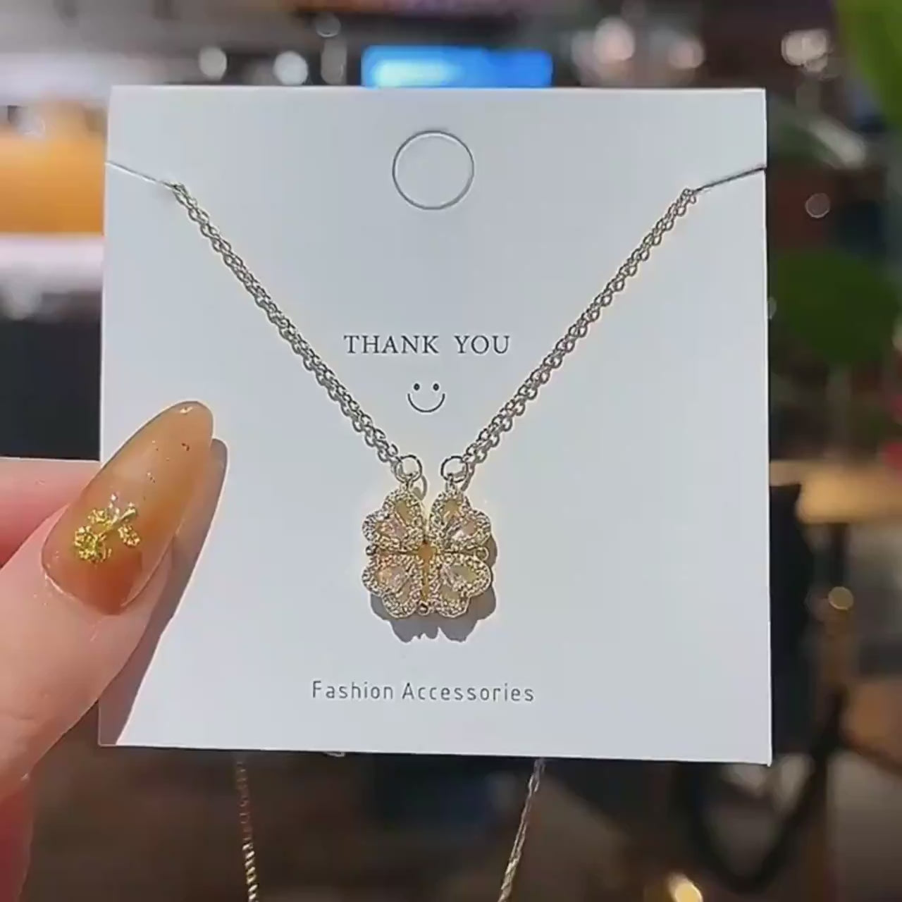 Collar Magnético "Amor y Suerte" – Diseño Convertible 2 en 1 (Trébol y Corazones)